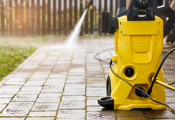 Best Gutter Cleaning  in Suisun City, CA